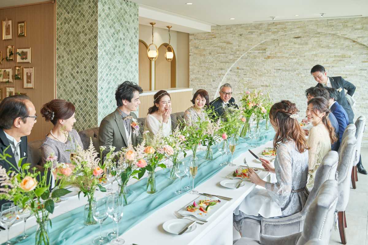 結婚式を挙げないカップルには気軽な食事会がおすすめ Wedding Table ウェディングテーブル