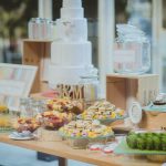 おいしい料理を生かそう！レストランウエディングでできる演出は？記事サムネイル