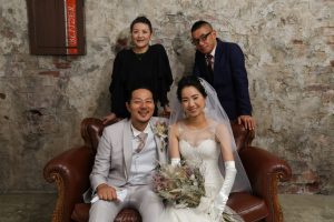 家族と一緒にフォトウェディング（フォト婚）！メリットや費用などを紹介