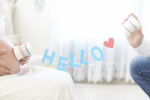 授かり婚（マタニティ婚）カップルのするべきことは？ 円滑な結婚までのスケジュールのたて方のポイントまとめ記事サムネイル