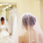 レストランウェディングのレンタルドレスの選び方！成功させるポイント記事サムネイル