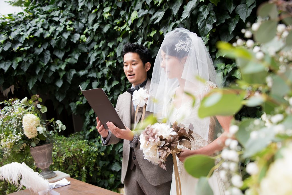 結婚式のシーン