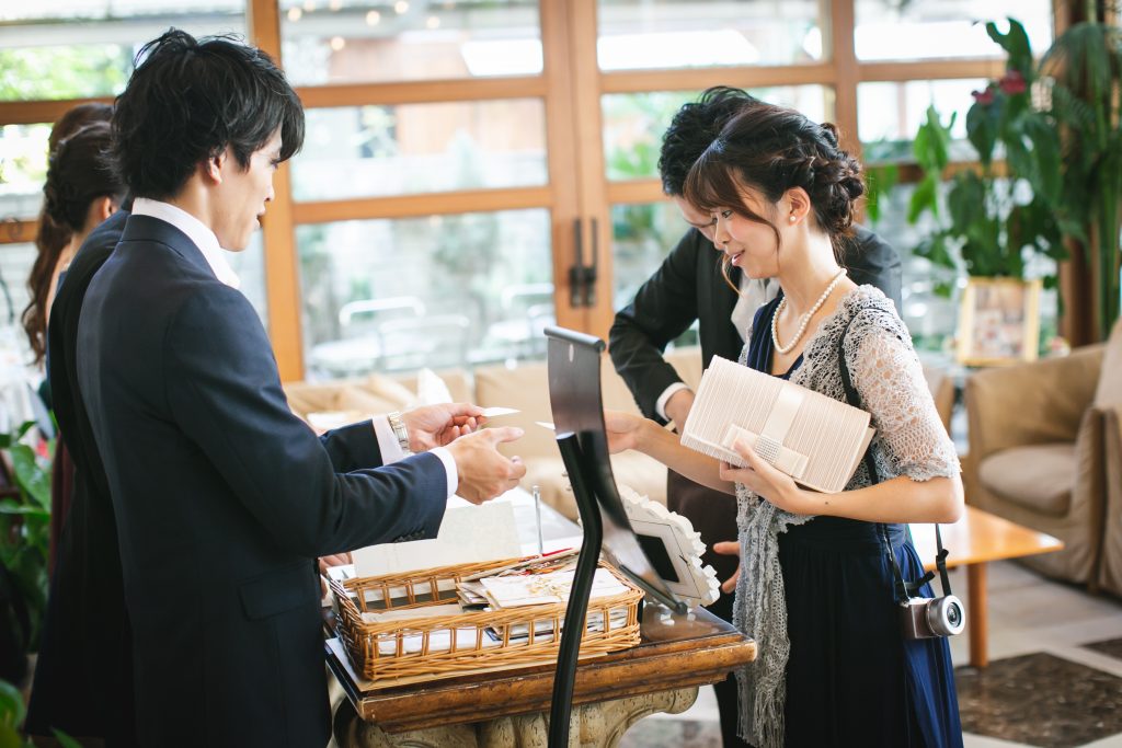 結婚式の受付