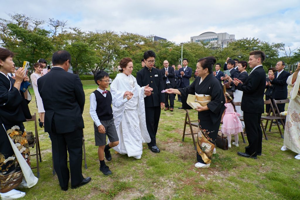 和装で人前式