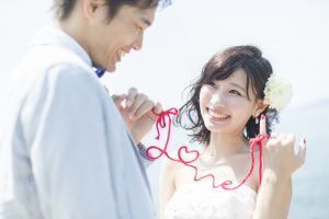 お子様が生まれてくる前だからこそ、新郎新婦お二人の気持ちを深める結婚式記事サムネイル