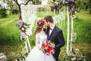 30代の授かり婚のおふたりに“親族へのご挨拶も兼ねた少人数の結婚式”をおすすめする4つの理由記事サムネイル