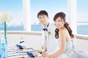 海の上の結婚式