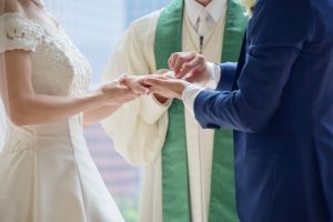 結婚式の指輪交換