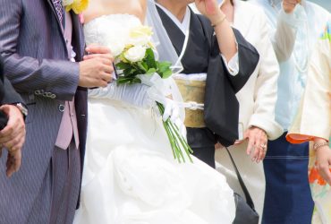 家族での結婚式の流れを教えて！家族への感謝を伝えられる結婚式