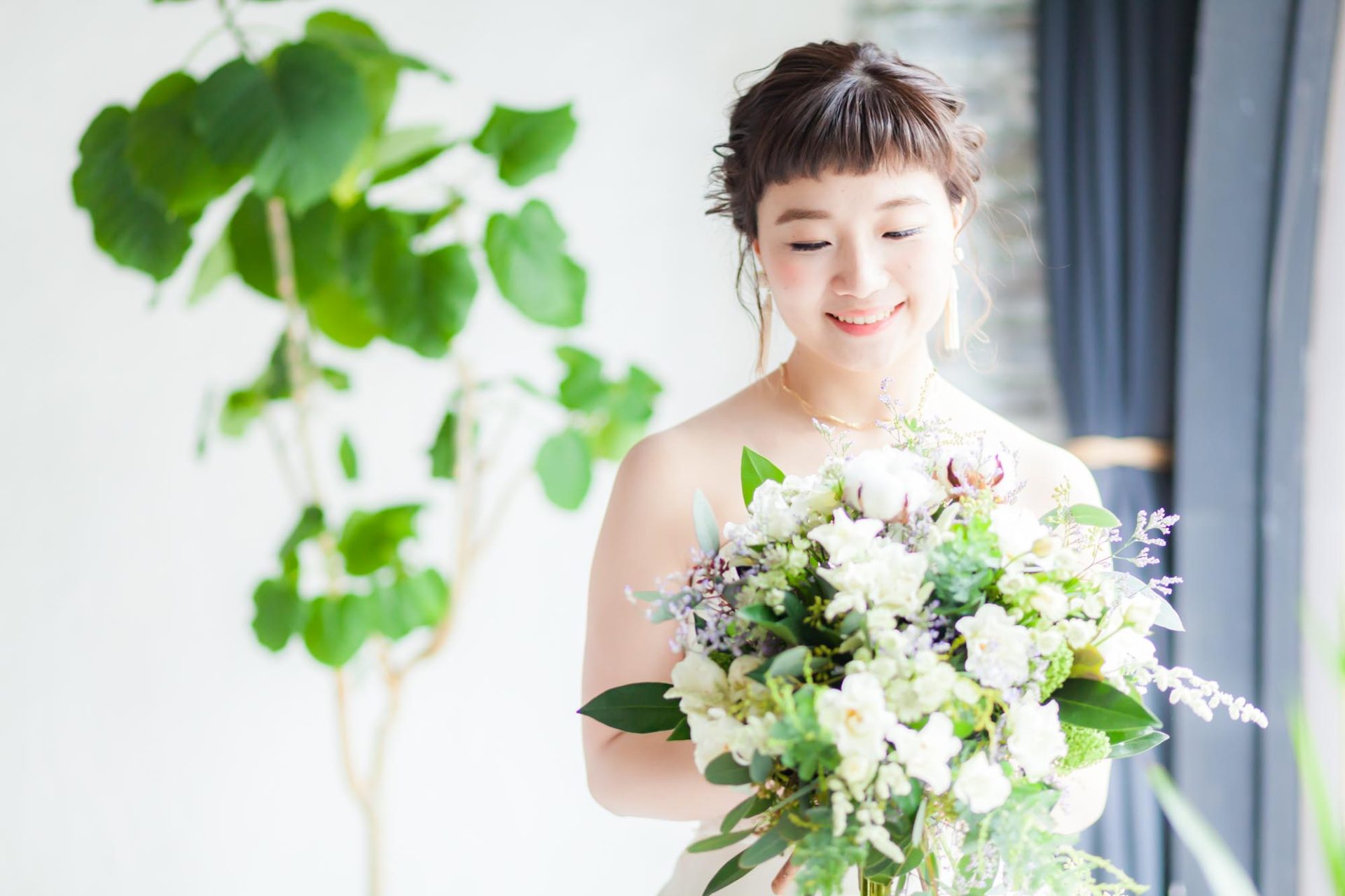マタニティフォトでおすすめのポーズとは 素敵に仕上がる見せ方のコツ Wedding Table ウェディングテーブル