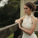 ショートヘアの30代大人花嫁さん必見！結婚式に映えるヘアアレンジを紹介記事サムネイル