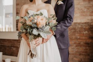 30代で結婚式をしない「ナシ婚」とは？結婚式をおすすめしたい理由も解説！記事サムネイル