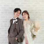 フォトウェディングのみで後悔しない？満足するためのポイントを解説記事サムネイル