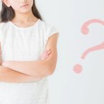 【例文あり】職場への結婚報告はいつ？上司や同僚への伝え方とマナー記事サムネイル